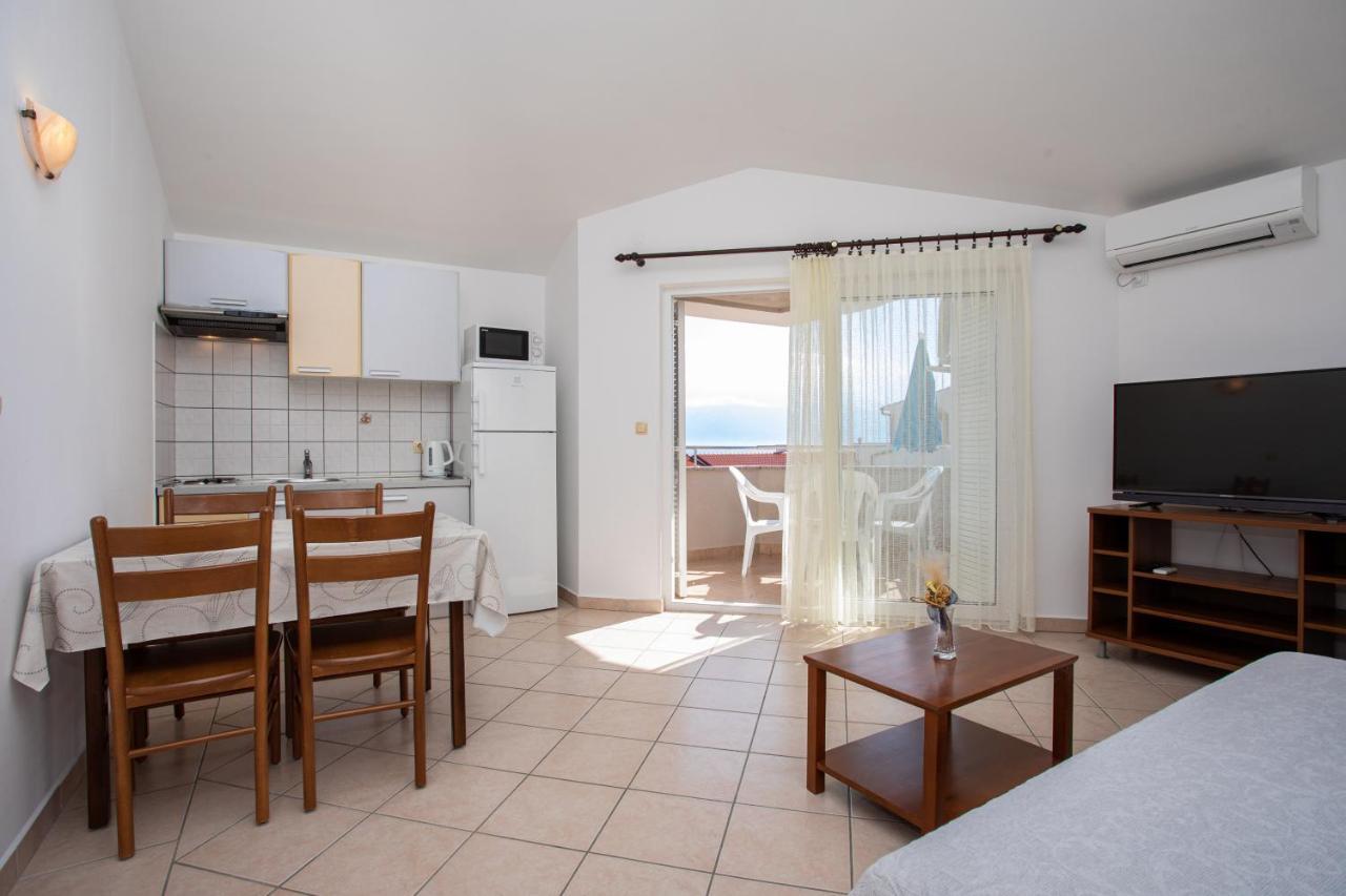 Apartments Crnekovic I Zarok Baska  Luaran gambar